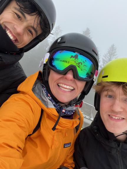 Skitur med 10. klasse stemning fra pisten